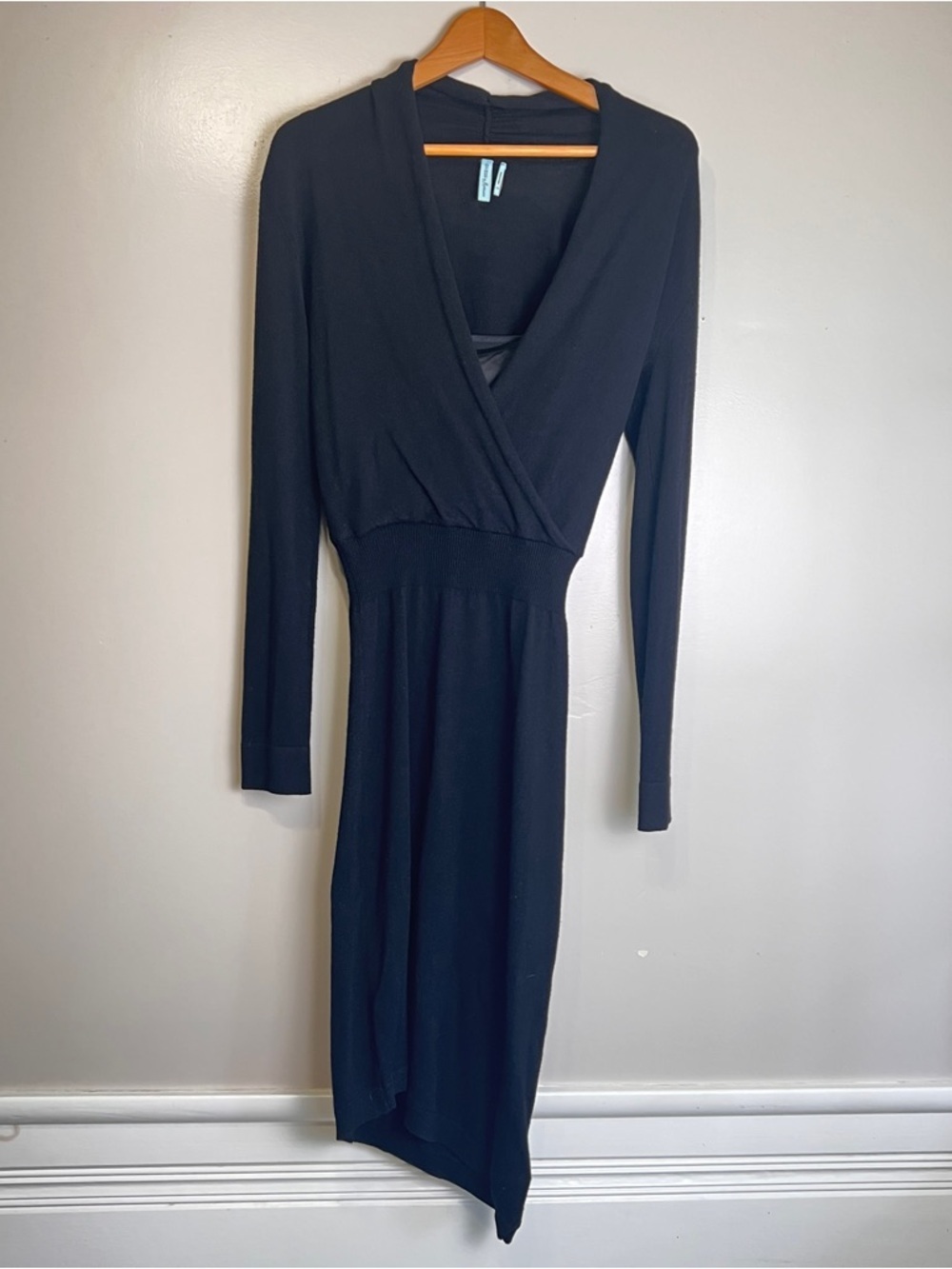Guess by Marciano Wrap Asymmetrical Wool Silk Knit Long Sleeve Blk Dress XS, EUC